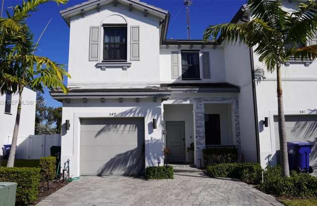 549 NW 204th St
