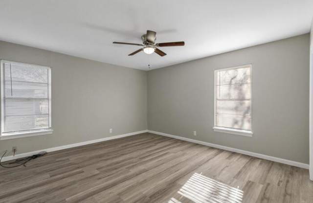 3 Pershing Drive - B