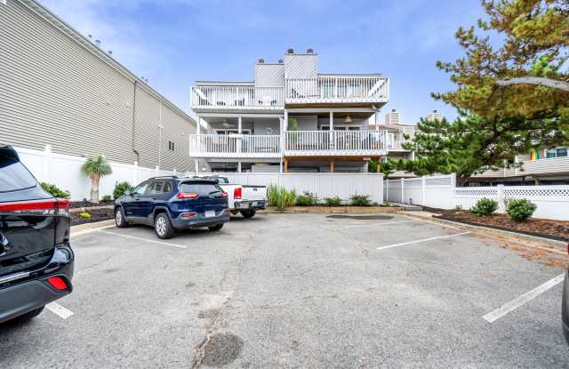 3203 Page Avenue unit B