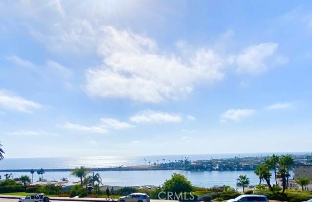 2720 Bayview Drive
