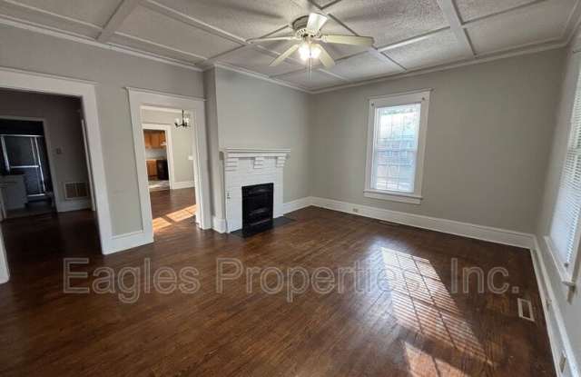 1300 Evergreen Avenue