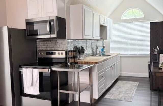 1415 N Atlantic Avenue