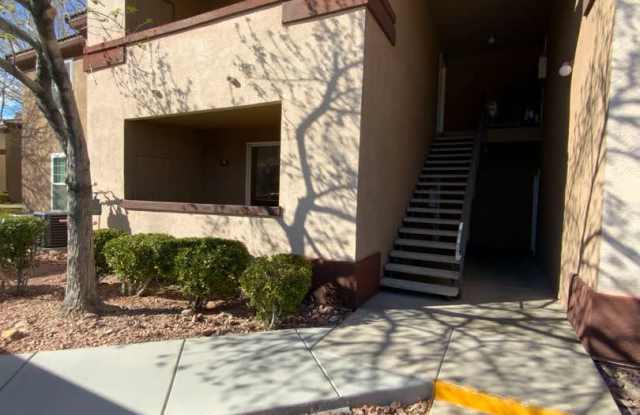 BLACK MTN AREA CLOSE TO FREEWAY! Large Henderson Condo in Big Horn Community photos photos