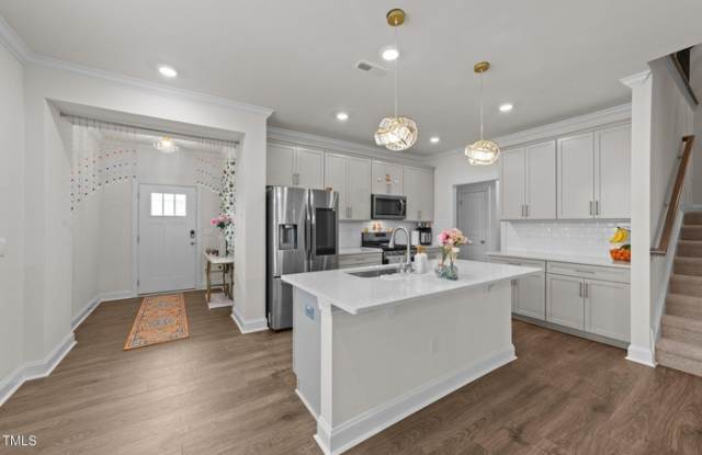 2211 Cherry Top Drive