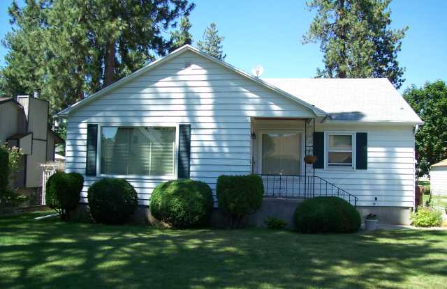 Photo of 719 East 35th Avenue