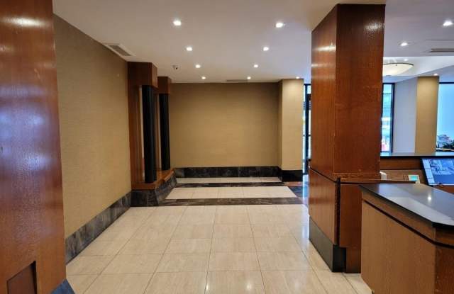 118-17 Union Turnpike unit: 14E