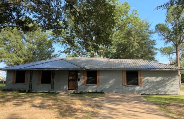 506 Vanderbilt - 506 Vanderbilt Avenue, West Memphis, AR 72301