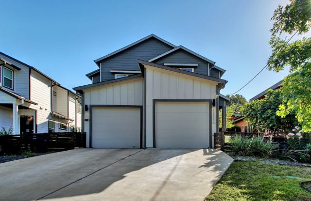 1211 Cometa Street photos photos