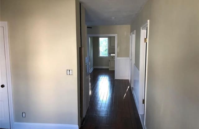 16 Tecumseh Street unit: 3