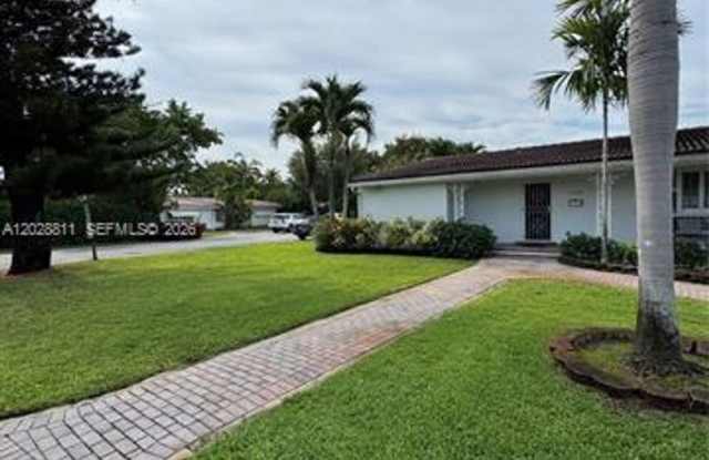 1030 NE 107th St, Miami Shores, FL 33161
