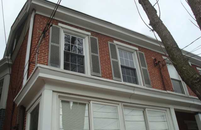 207 WOLLERTON STREET