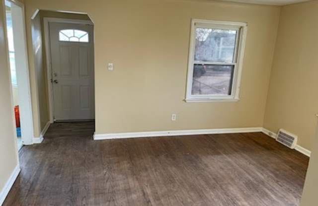 Photo of 7551 Chalmers