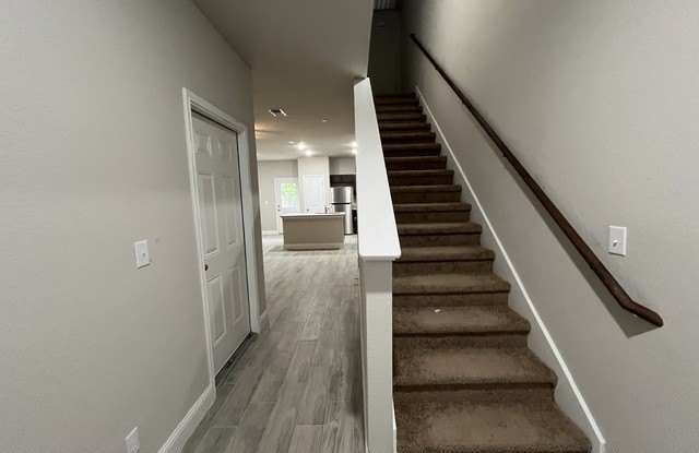 7809 Savannah Brooks