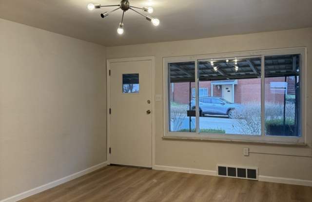 817 Bayonne Ave