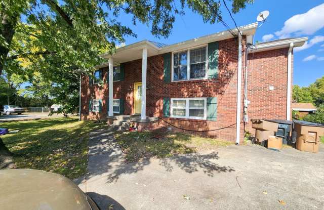 3 bed 1 bath unit in duplex
