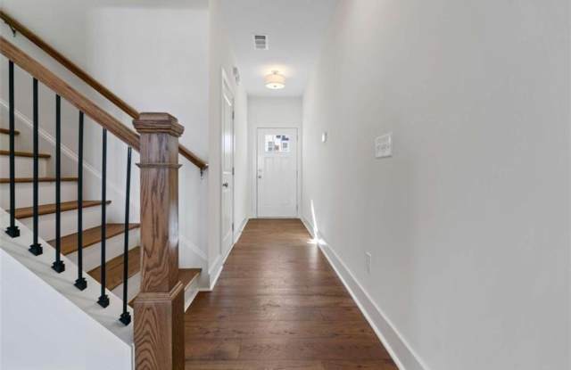 61 Auburn Woods Drive