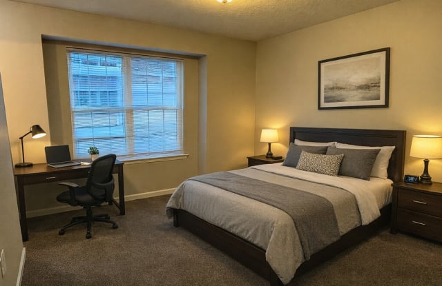 Photo of 900 on Park Apartments