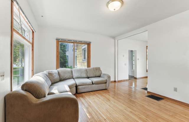 215 N 3rd Street (UWRF Campus)