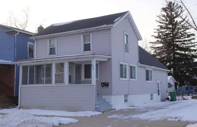 220 6th Street - Front
