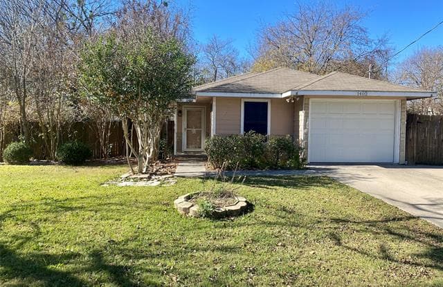 1402 S Montgomery Street - 1402 South Montgomery Street, Sherman, TX 75090