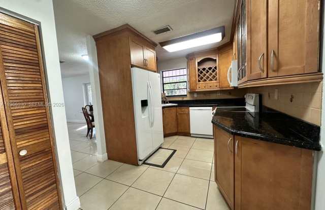 550 SW 115th Avenue 310F, Sweetwater, FL 33174