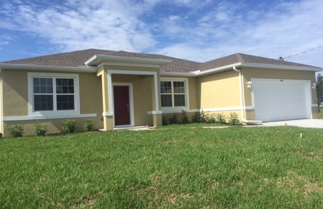 4214 NW 32nd Ln - 4214 Northwest 32nd Lane, Cape Coral, FL 33993