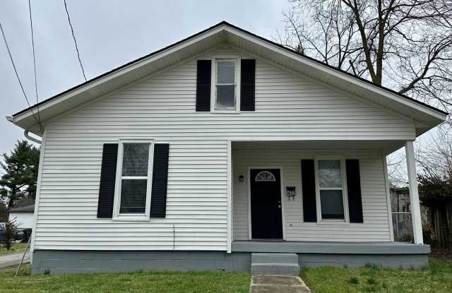 432 Chestnut Street - 432 Chestnut Street, Danville, KY 40422