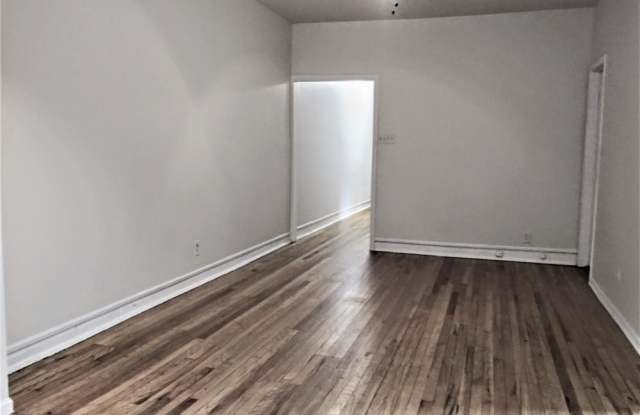 Photo of 707 W. Cornelia Ave