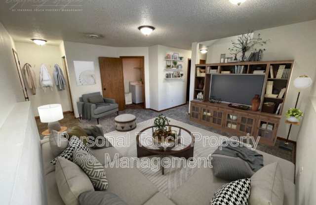 2520 5th St W