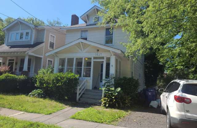 1417 Melrose Parkway