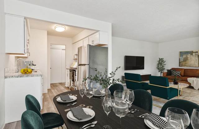 ReNew Murray Hill on Hall