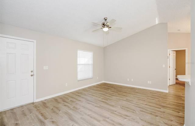 2941 UMBRELLA TREE DRIVE