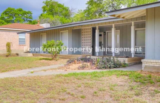 Photo of 117 Brettonwood Dr.