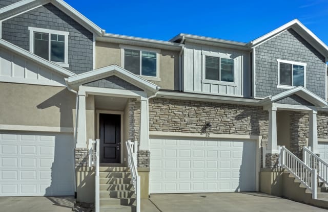 32 N 2000 W - 32 North 2000 West, Lehi, UT 84043