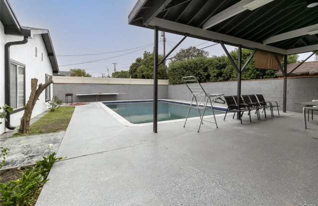 7935 Hazeltine Avenue