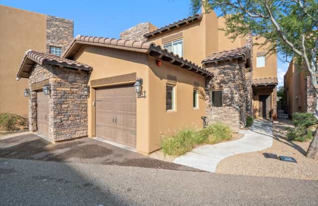 3 bedroom 2 Bathroom Rancho Verde Del Rio Townhome