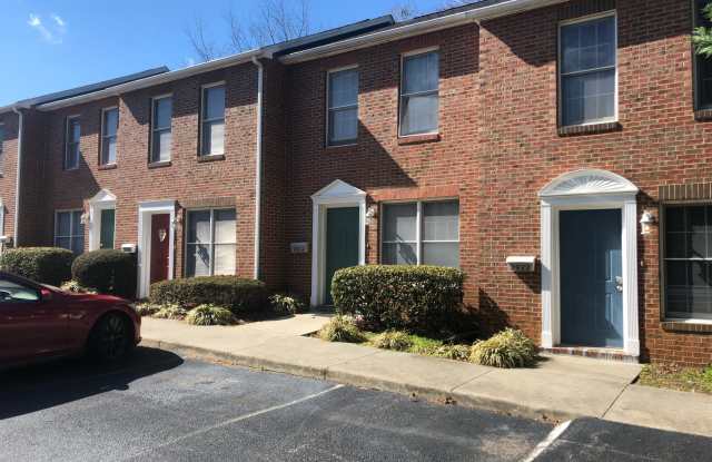 2922 Epperley Avenue Northwest