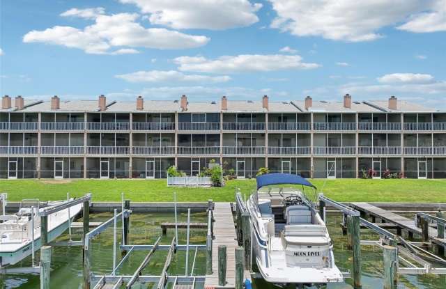 637 PINELLAS BAYWAY