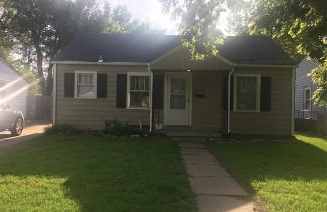 2033 S Emporia - 2033 S Emporia Ave, Wichita, KS 67211