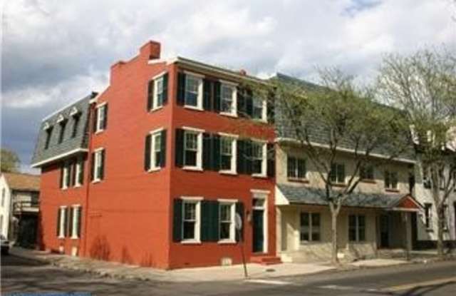 Photo of 101 KING Street unit: 6