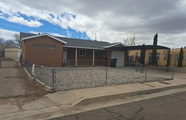 812 San Andres - 812 San Andres Avenue Northwest, Albuquerque, NM 87107