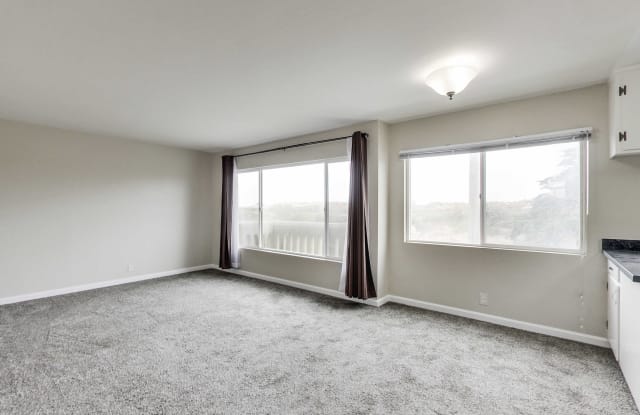 Photo of 1331 La Playa Street