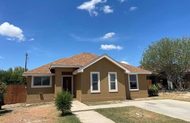 Photo of 2075 Fox Borough Dr