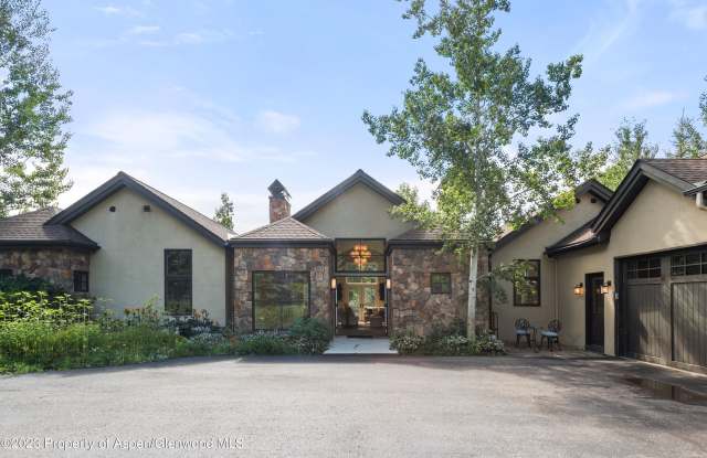 1044 Horse Ranch Drive