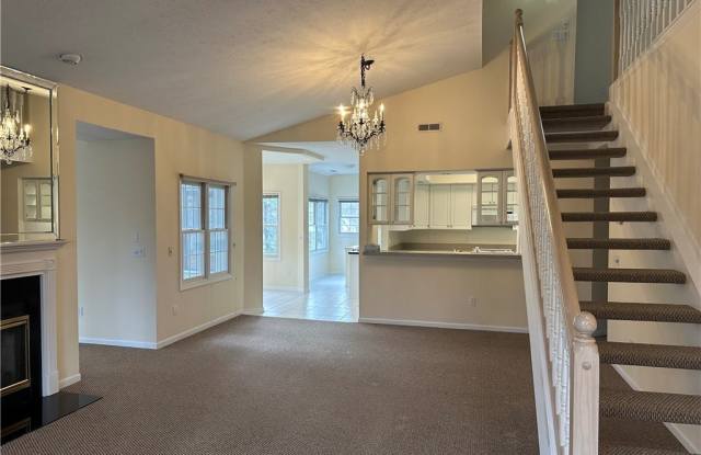 475 Eagle Trace