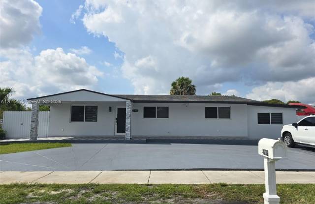 11984 SW 195th St
