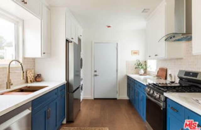 Photo of 784 Elmira Street