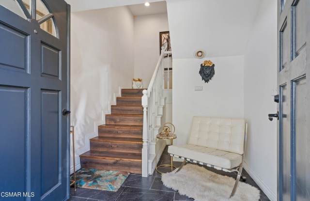 8032 Willow Glen Road