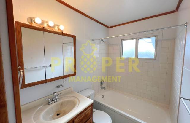 3 bedrooms 1 bathroom ranch style house