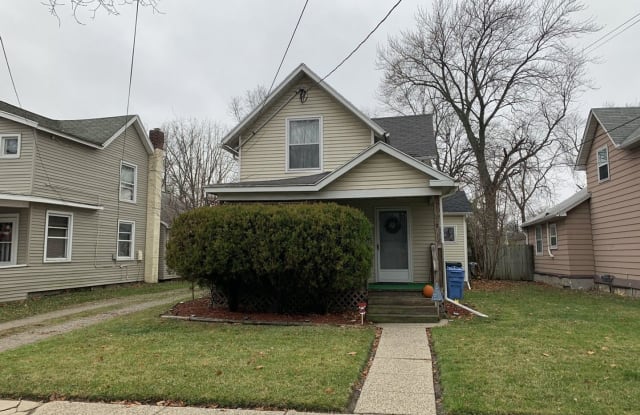 212 S Eighth St - 212 South 8th Street, Lansing, MI 48912